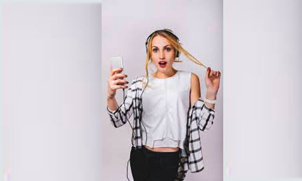 Short & One-Line DJ Bios